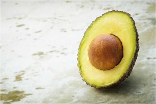 Не викидайте кісточки авокадо - виявляється, вони корисні для здоров'я і краси - INFBusiness