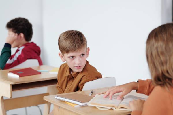 Як розсадити дітей у класі для кращої поведінки? - INFBusiness