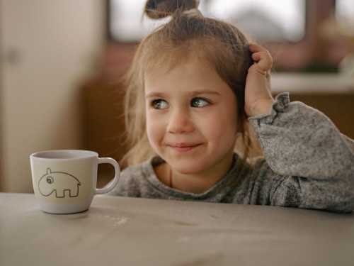 З якого віку можна пити каву дітям: 7 причин не поспішати з її вживанням - INFBusiness