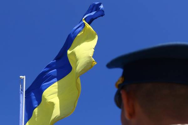 Зупинились, щоб згадати: що потрібно знати про загальнонаціональну хвилину мовчання - INFBusiness