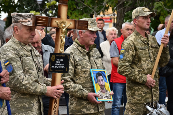 Був єдиним сином у батьків: 26-річний Роман Голубець загинув у боях на Донеччині - INFBusiness