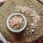 Чи справді морська сіль містить більше корисних мінералів, ніж звичайна: чи…