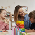 Робочий час і нарахування зарплат педагогам у дитсадках: роз’яснення МОН