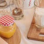 Чи правда, що мед корисніший за цукор: відповіли нутриціологи