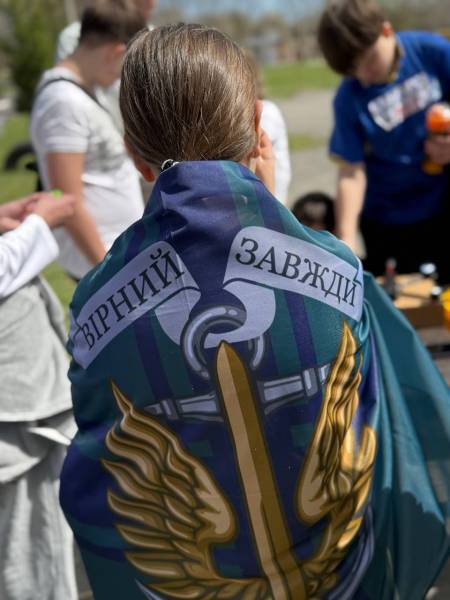 Останній дзвоник в Україні у 2025 році: ідеї для свята з подякою ЗСУ - INFBusiness