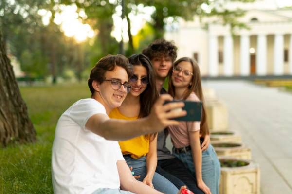 Час для порозуміння: чи все ми знаємо про наших підлітків? - INFBusiness