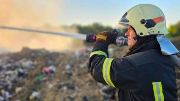 У Житомирі спалахнув полігон з відходами: у місті зачинили школи - INFBusiness