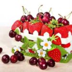 Щоб була користь: скільки в день потрібно їсти полуниці та черешні