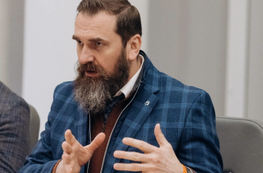 У МОН допустили збільшення розміру вчительської доплати в 2026 році - INFBusiness