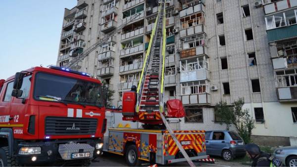 Вщент зруйнований коледж: у Смілі ракети били лише по мирних цілях - INFBusiness