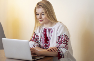 Учителів української мови та літератури запрошують на вебінар - INFBusiness