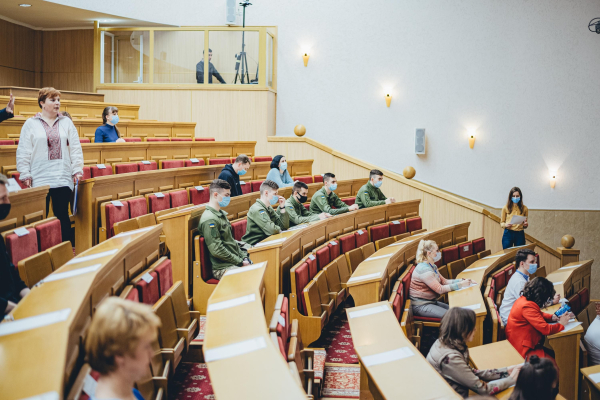 Підвищення стипендій 2025 - в Україні підвищать виплати студентам - INFBusiness