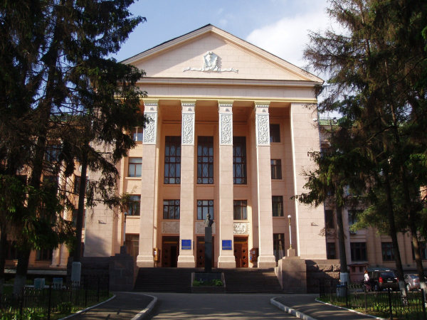 Найкращі медичні виші України - рейтинг 2025 року - INFBusiness