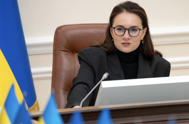 Державний кошторис містить збільшення оплати праці вчителям, а також забезпечення харчування учнів у кожному регіоні Бюджет-2026 передбачає підвищення зарплат учителям, – Свириденко Свириденко: У бюджеті-2026 закладено зростання оплати праці вчителів. - INFBusiness