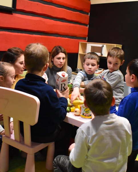 Зоряна Ромашина розробляє освітні програми не за усталеним зразком, а враховуючи індивідуальні потреби. У центрі уваги якість навчання: освітні рішення Зоряни Ромашини Підвищення якості освіти: педагогічні ідеї Зоряни Ромашиної - INFBusiness