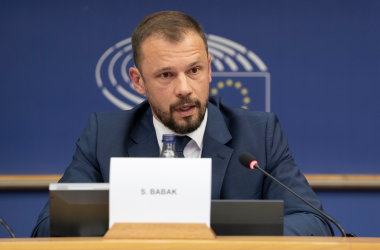 Кабмін відхилив пропозицію щодо потрійної мінімалки вчителям, – Бабак - INFBusiness