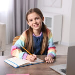 Онлайн-школа Оптіма: чи підійде вашій дитині навчання з дому?