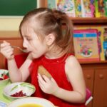 Чому не можна змушувати дитину насильно: помилка батьків