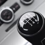 Механічна чи автоматична КПП: що краще для майбутнього водія?