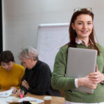 Українські вчителі отримали підвищення: новий рівень оплати праці.