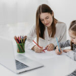 Вихователі дитсадків: де найбільший підйом оплати праці?