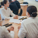 Зимові вакації довше: омбудсмен каже, скоротити весняні або вчитися влітку