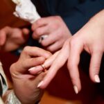 Чий шлюб щасливіший: звідки беруться пари, які не сваряться роками