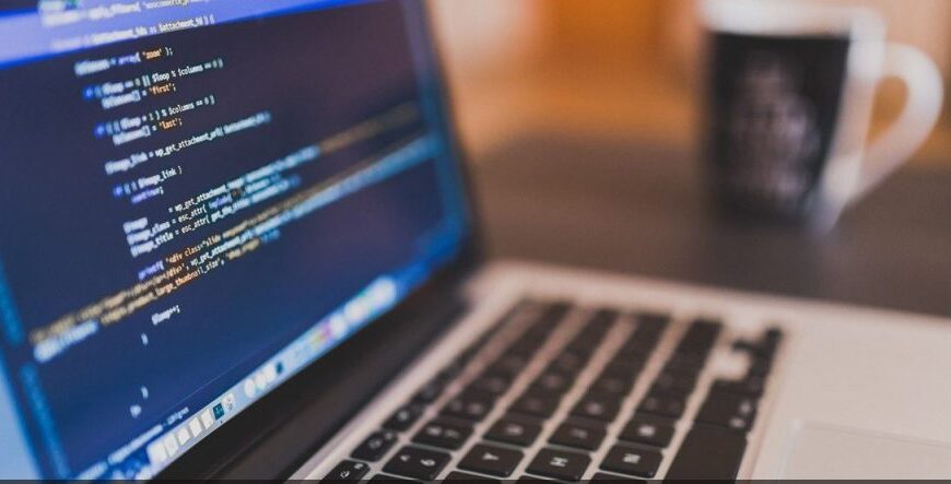 Майбутнє в ІТ: як розпочати шлях інженера програмного забезпечення в МНТУ