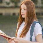 Старшокласники можуть отримати гранти на навчання за кордоном.