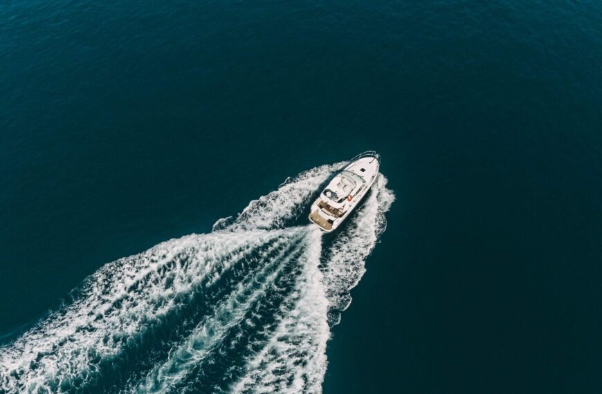 Яке навчання потрібне для отримання прав в судношколі «Либідь-А»