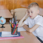 Мовне питання в початковій школі: українці обурені зменшенням навчальних годин.