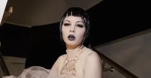 Kажана після суперечки з Jerry Heil уклала угоду з лейблом Ірини Горової.