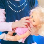 Як хвалити дитину правильно: 5 помилок батьківської похвали