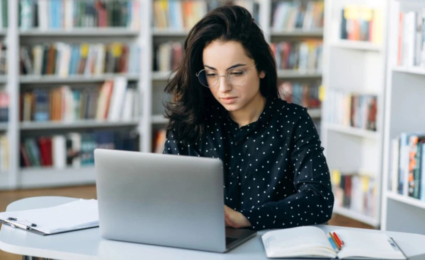 НМТ 2026: Як зареєструватись (Дія, самостійно) та успішно пройти реєстрацію