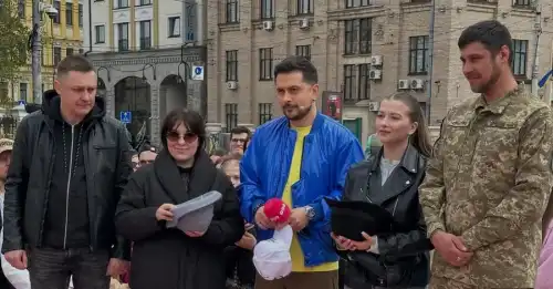 Телеканал ТЕТ відповів на скандал із хабарем за участь у “Караоке на&hellip;